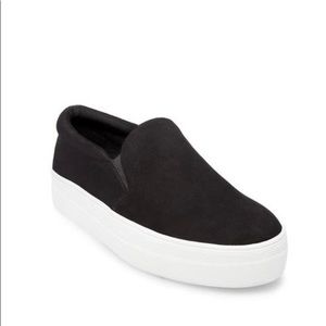 Steve Madden Gills Black Suede